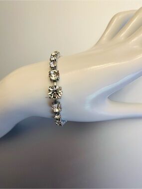 Crystal Clear Bracelet Silver-tone